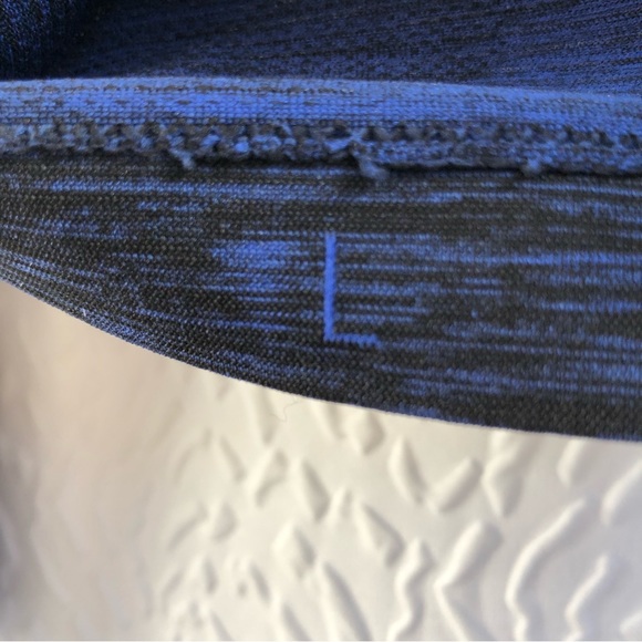 Lululemon Metal Vent Tech 1/2 Zip
Mineral Blue / Nautical Navy - Picture 12 of 12